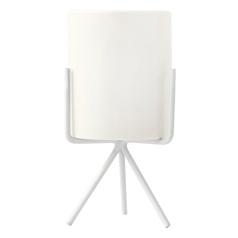Nordische Keramik Vase - Minimalistisches Design mit Metallsockel