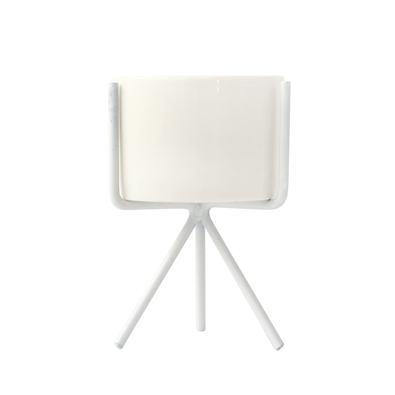 Nordische Keramik Vase - Minimalistisches Design mit Metallsockel