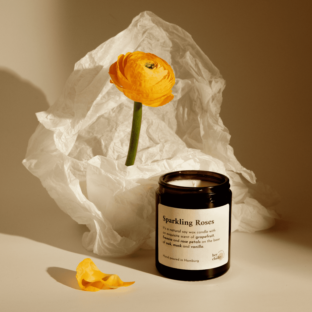 Funkelnde Rosen 155 g Duftkerze