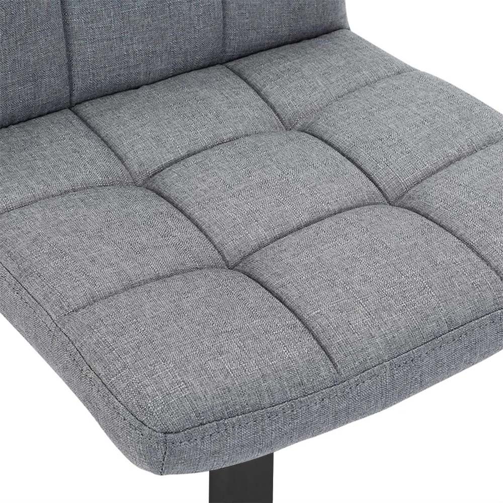 Stoffbezogene Barhocker 2er Set - Hellgrau